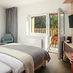 & Bellevue Hotel
