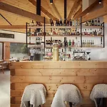 Hotel & Bellevue Harrachov