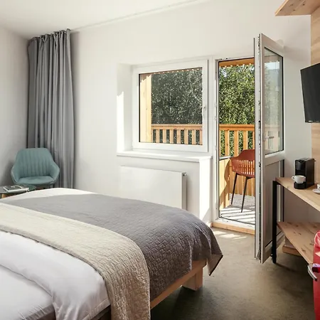 & Bellevue Hotel