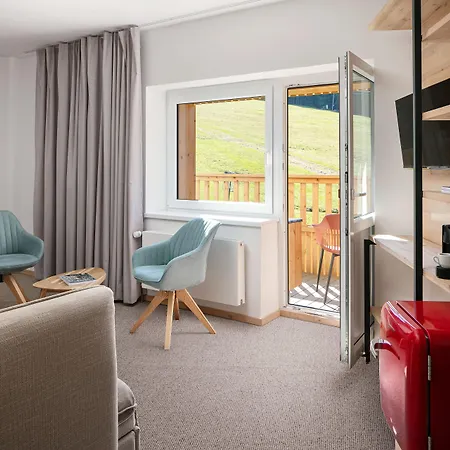 & Bellevue Otel Harrachov