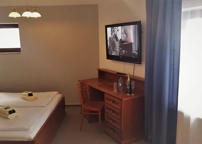 & Bellevue Hotel